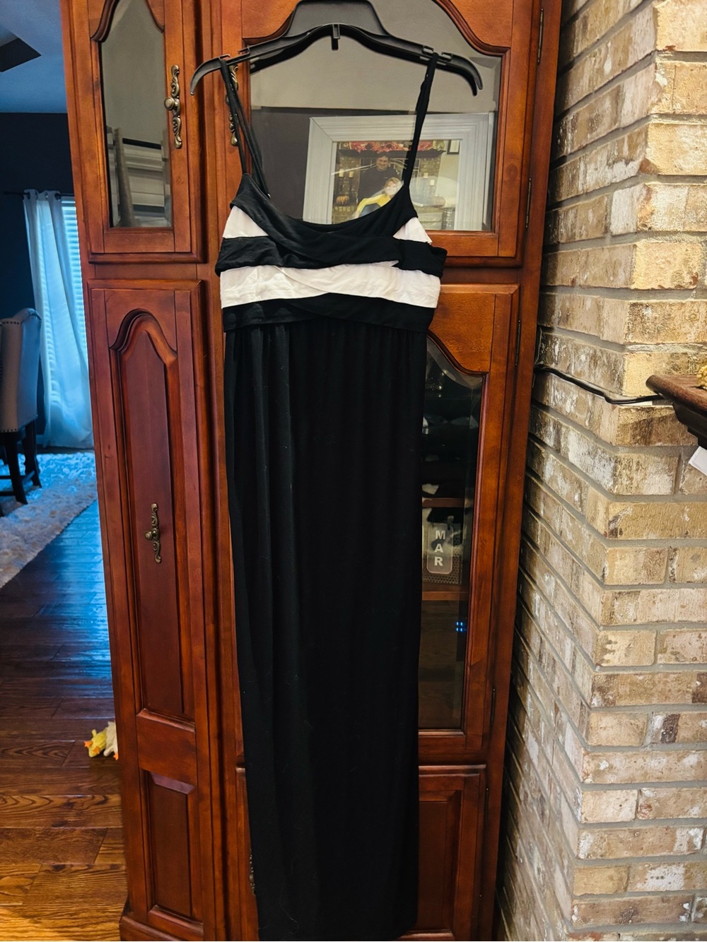 Black and White Maxi Sleeveless Dress